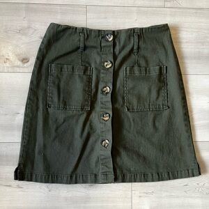 Rag Olive Button-Down Mini Skirt in size small